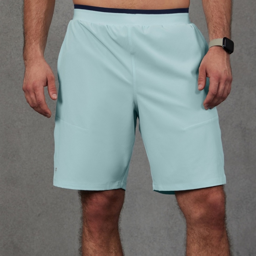 Men’s 9” Fundamental Short ll lined shorts.NWT